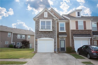 Lake Townhome/Townhouse Sale Pending in Kennesaw, Georgia