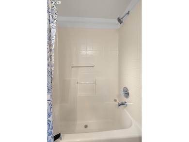 Updated coastal cottage in the sought-after Chetco River Resort - photo 10