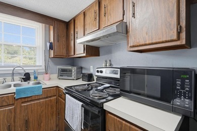 Welcome to Carolina Pine, where comfort, simplicity, and - photo 6