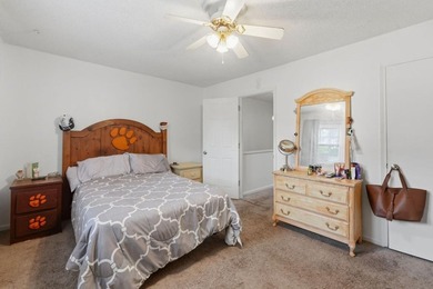 Welcome to Carolina Pine, where comfort, simplicity, and - photo 9