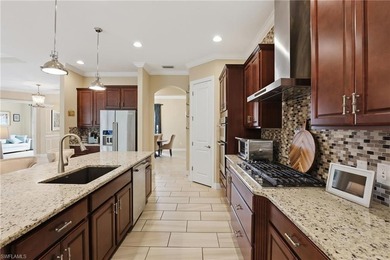 This is it! Beautiful 3 bedroom + den, 3 full bath home with a - photo 1