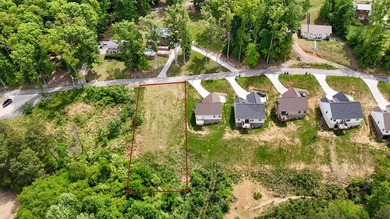 Discover Lakeside Living at 1919 Lakewood Drive, Morristown, TN - photo 2