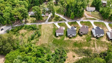 Discover Lakeside Living at 1919 Lakewood Drive, Morristown, TN - photo 5