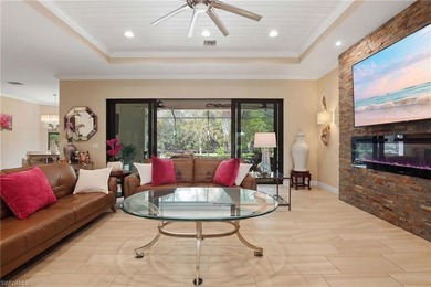 This is it! Beautiful 3 bedroom + den, 3 full bath home with a - photo 10