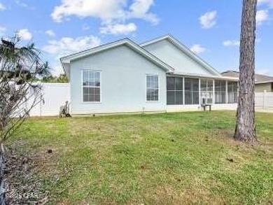 Palmetto Trace w/ community pool! Located in the highly - photo 26