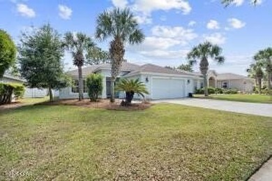 Palmetto Trace w/ community pool! Located in the highly - photo 27