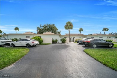 Lehigh Acres Area Condo For Sale in Lehigh Acres Florida