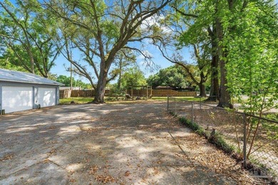 Welcome to 7922 Griffith Avenue-where thoughtful renovations - photo 22