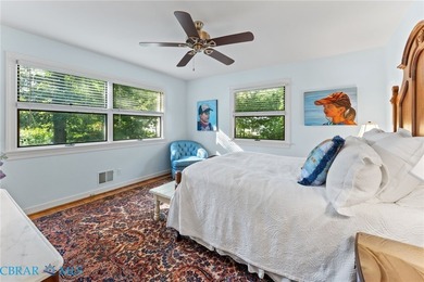 SPECTACULAR WATERFRONT ESTATE aptly christened Beau Regard is - photo 28