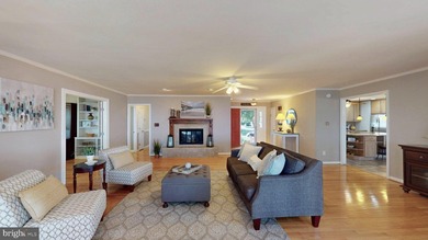 Discover the perfect blend of comfort and luxury in this - photo 8