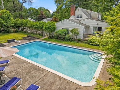 133 Westlake Drive features 4 bedrooms, 2.5 baths, spacious - photo 5