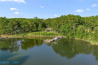 SPECTACULAR WATERFRONT ESTATE aptly christened Beau Regard is - photo 48