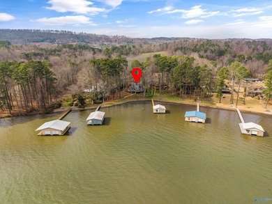 Stunning Lakefront Property! Experience nearly 140' of prime - photo 2