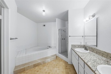 Perched in Signal Hill, this rare single-level 2-bed, 2-bath - photo 12