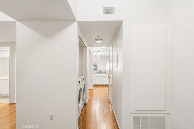 Perched in Signal Hill, this rare single-level 2-bed, 2-bath - photo 19