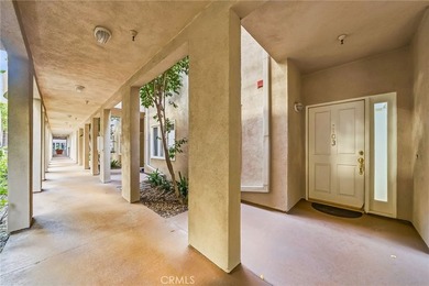 Perched in Signal Hill, this rare single-level 2-bed, 2-bath - photo 24