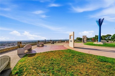 Perched in Signal Hill, this rare single-level 2-bed, 2-bath - photo 26