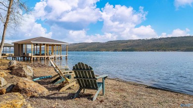 Main Channel Waterfront Home with Guest House! Awesome Beach - photo 2