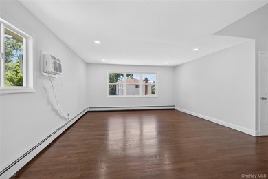 Welcome to this spacious renovated 5-bedroom, 2& half-bathroom - photo 8