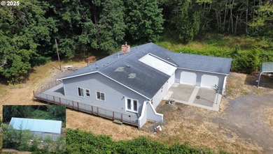 Columbia River - Columbia County Home For Sale in Clatskanie Oregon