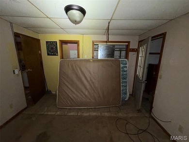 Don't miss this opportunity to own a 3-bedroom, 2-bathroom - photo 11