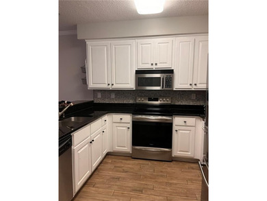 Don't miss this beautiful, move-in ready condo in the desirable - photo 14