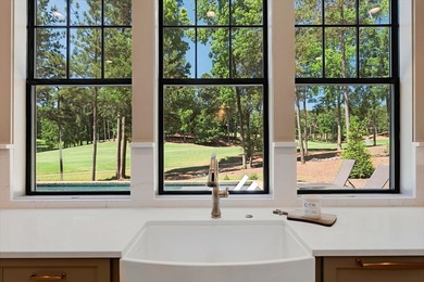 PRIVACY. CRAFTSMANSHIP. LIFESTYLE. NEW CUSTOM HOME PERFECTLY - photo 22