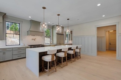 PRIVACY. CRAFTSMANSHIP. LIFESTYLE. NEW CUSTOM HOME PERFECTLY - photo 23
