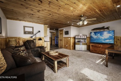 REDUCED PRICE $1,149 ,000! Very private, custom D-log home with - photo 25