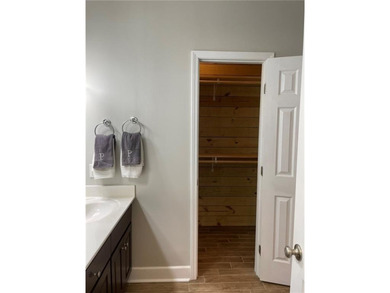 Don't miss this beautiful, move-in ready condo in the desirable - photo 25