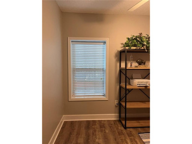 Don't miss this beautiful, move-in ready condo in the desirable - photo 31