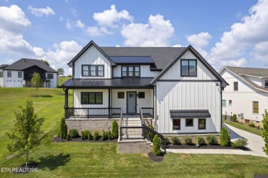 Watts Bar Lake Home For Sale in Loudon Tennessee