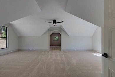 PRIVACY. CRAFTSMANSHIP. LIFESTYLE. NEW CUSTOM HOME PERFECTLY - photo 41