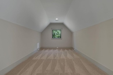 PRIVACY. CRAFTSMANSHIP. LIFESTYLE. NEW CUSTOM HOME PERFECTLY - photo 42