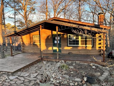 Lake Wanda Lee Home For Sale in Ste Genevieve Missouri