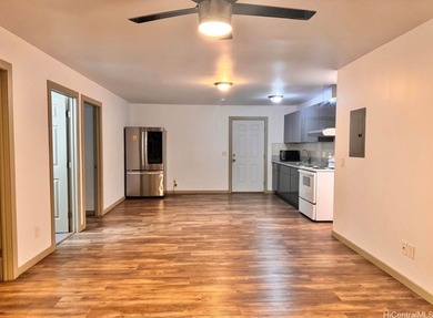 Rare opportunity to own two newer homes on a spacious lot, ideal - photo 5