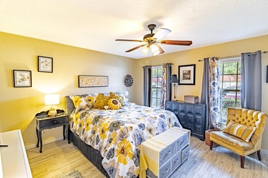 Beautifully maintained 2-bedroom, 1.5-bath condo in the - photo 16