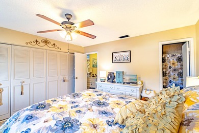 Beautifully maintained 2-bedroom, 1.5-bath condo in the - photo 17