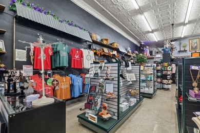 Historic-Downtown Branson GemInvestment + Character + - photo 8
