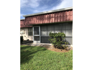 Beautifully maintained 2-bedroom, 1.5-bath condo in the - photo 23