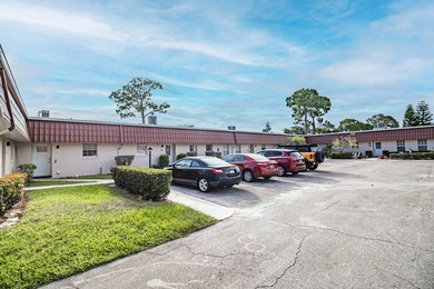 Beautifully maintained 2-bedroom, 1.5-bath condo in the - photo 25