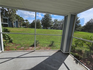 Enjoy easy access with First-Floor convenience in Regency Park - photo 8