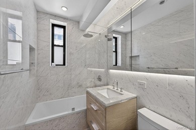 Rarely-available, meticulously renovated West Village 2-Bedroom - photo 14