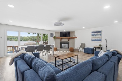 Welcome to your private lakefront retreat, perfectly positioned - photo 18