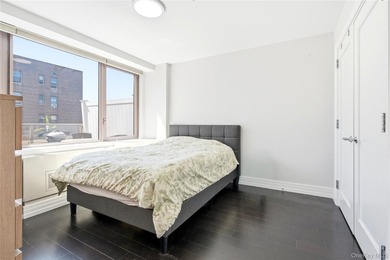 Penthouse living done right at Novo 64 in Forest Hills. This - photo 19
