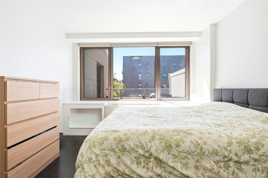 Penthouse living done right at Novo 64 in Forest Hills. This - photo 20
