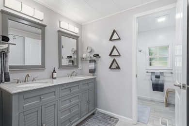 Welcome to your private lakefront retreat, perfectly positioned - photo 25