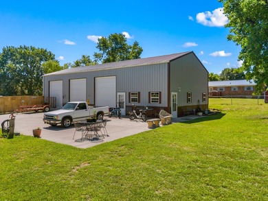 Looking for a beautiful home and room for cars, boats, atvs and - photo 5