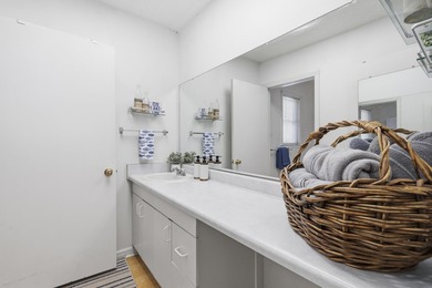 Welcome to your private lakefront retreat, perfectly positioned - photo 50