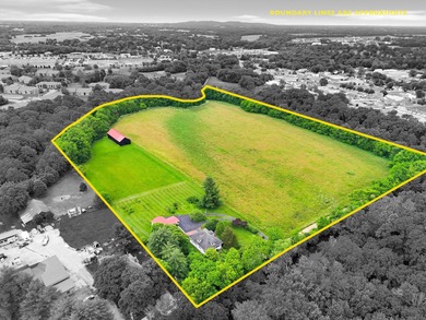 Shelby Lake Home For Sale in Shelbyville Kentucky